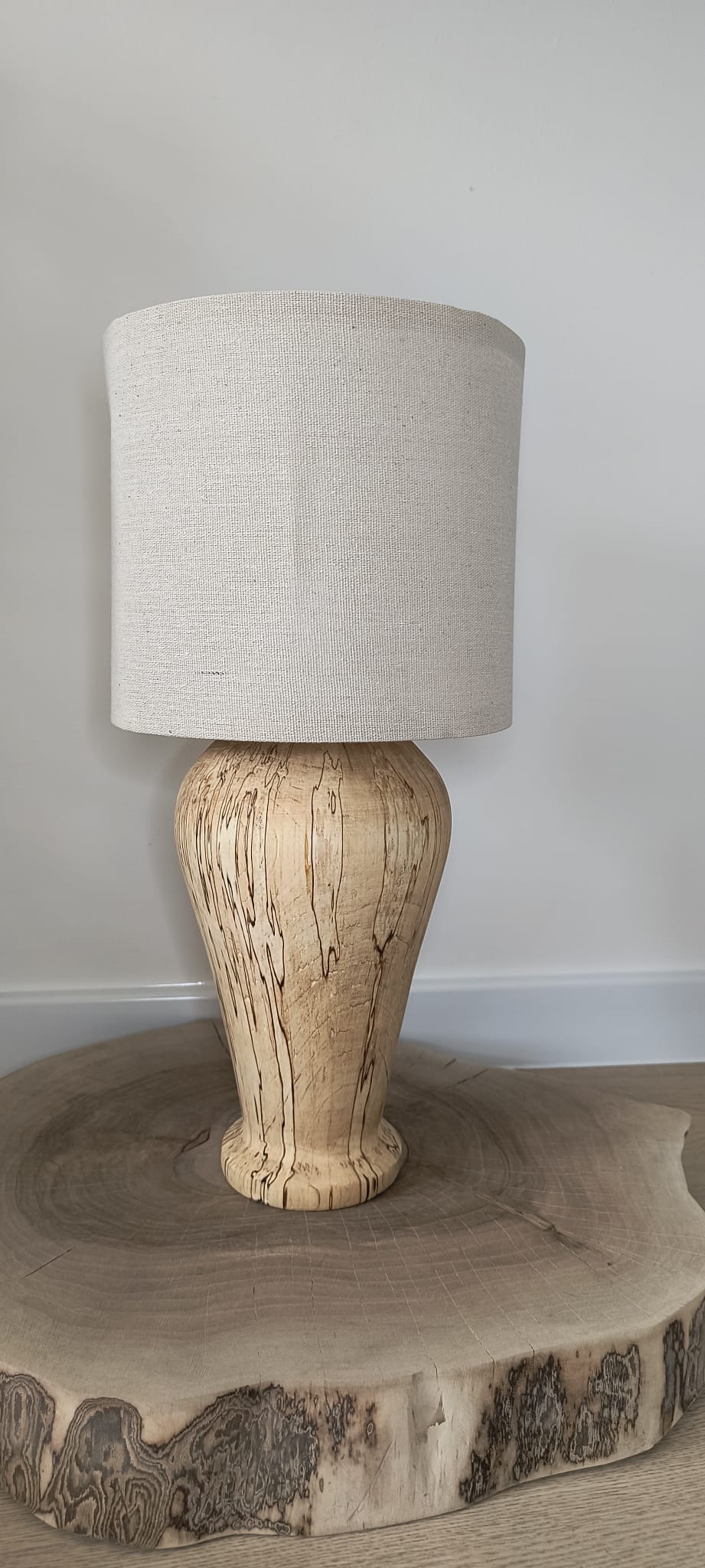 Lampa z drewna brzozy 3