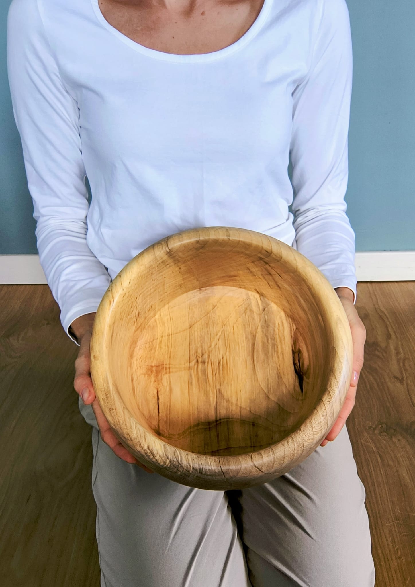 Duża miska bukowa na sałatki i przekąski - naturalne drewno