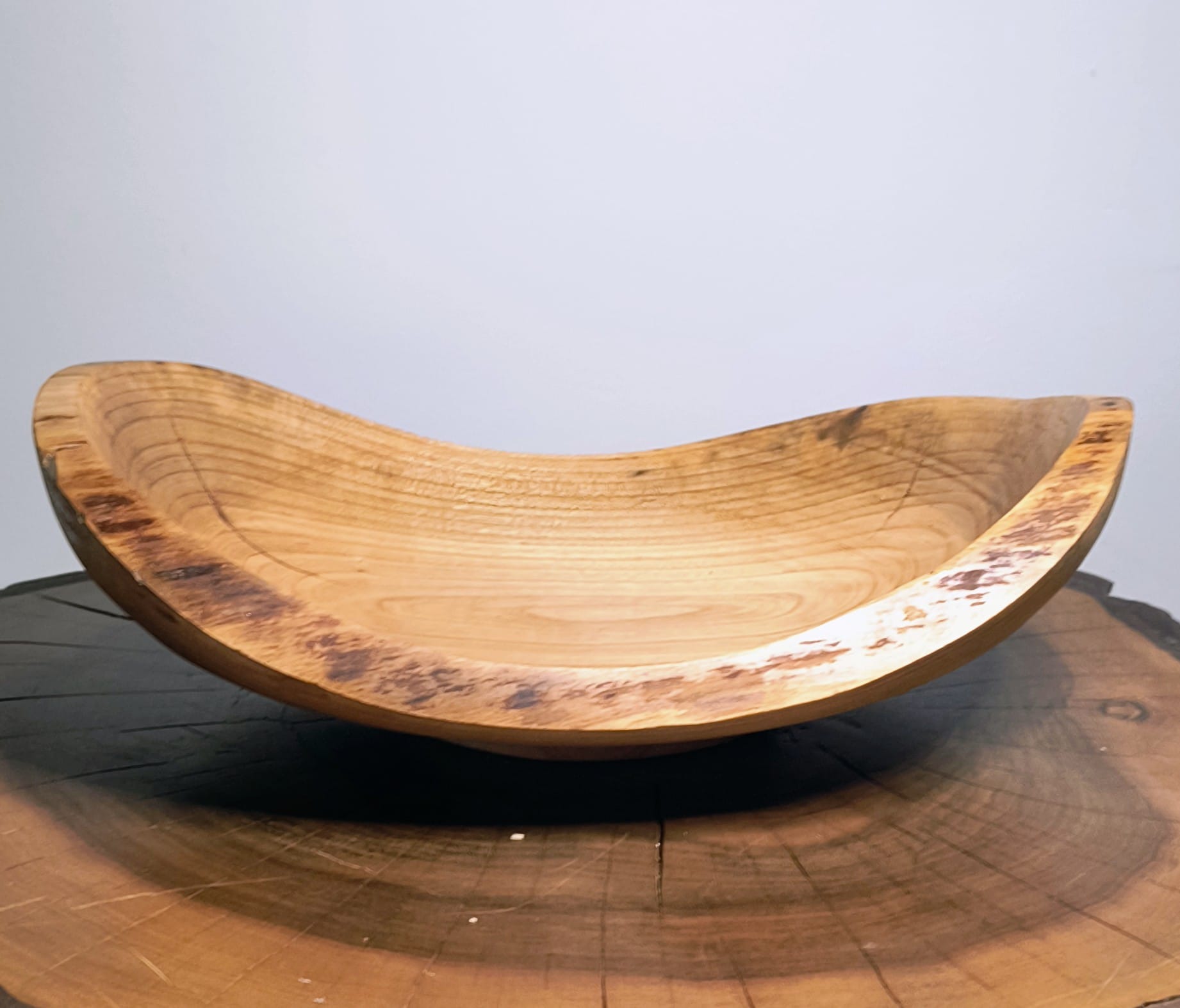 Miska z drewna czereśni na owoce - wyjątkowy prezent