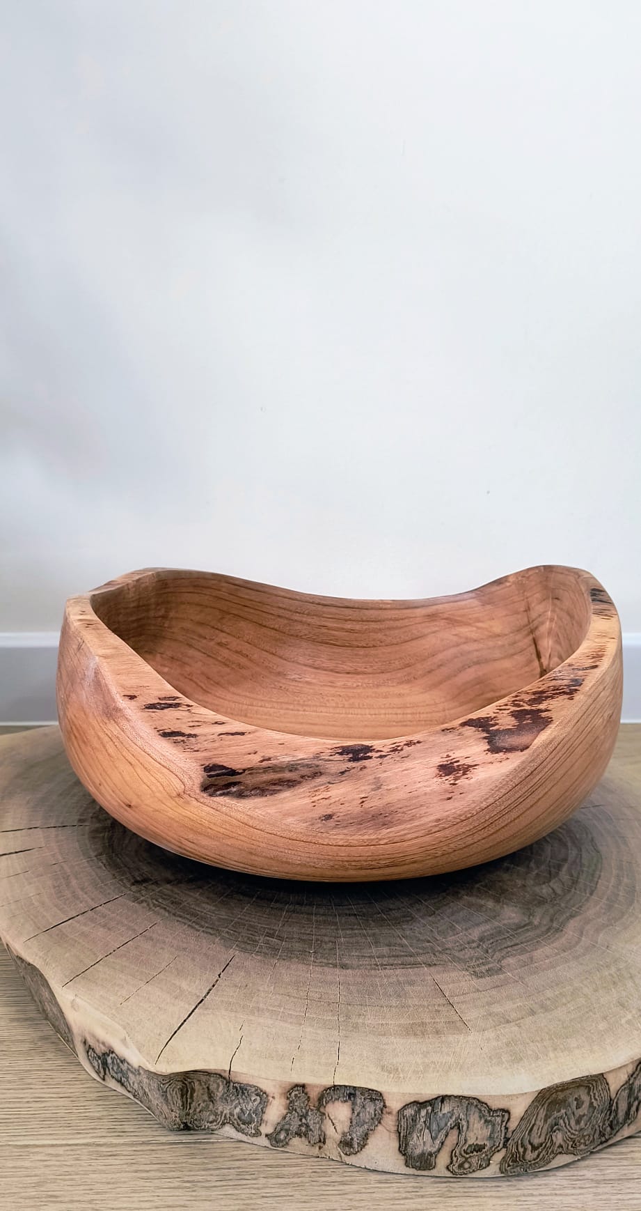 Miska z drewna czereśni